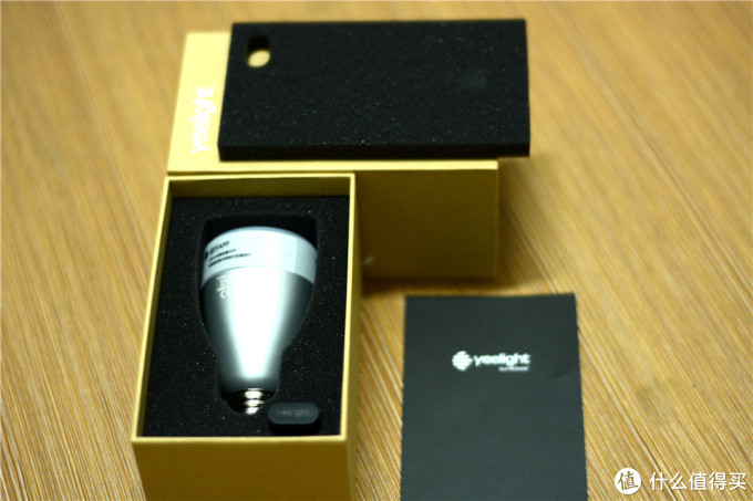 智能灯泡哪家强?——yeelight与lifesmart智能灯泡横向对比测评