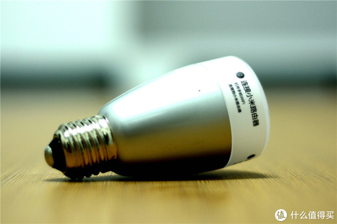 智能灯泡哪家强?——yeelight与lifesmart智能灯泡横向对比测评