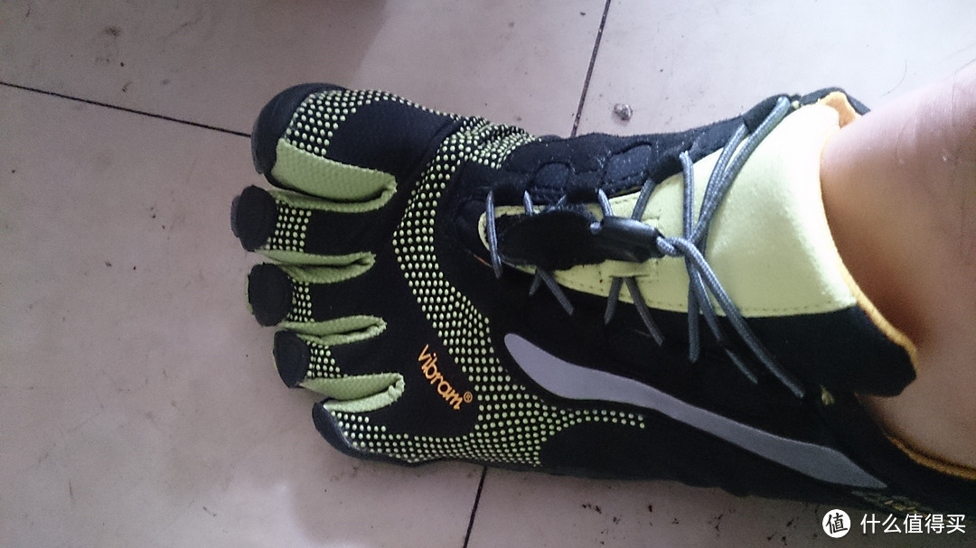 我的第一双五指鞋：Vibram FiveFingers Bikila LS