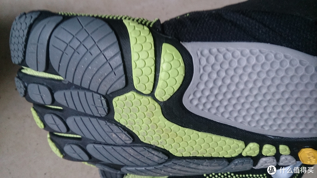 我的第一双五指鞋：Vibram FiveFingers Bikila LS