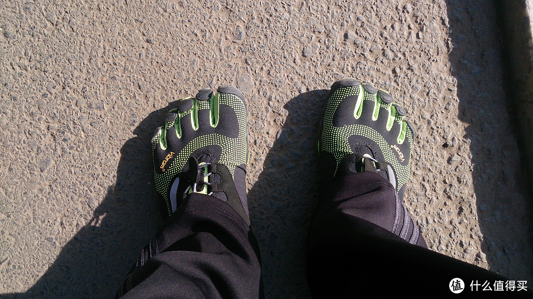 我的第一双五指鞋：Vibram FiveFingers Bikila LS