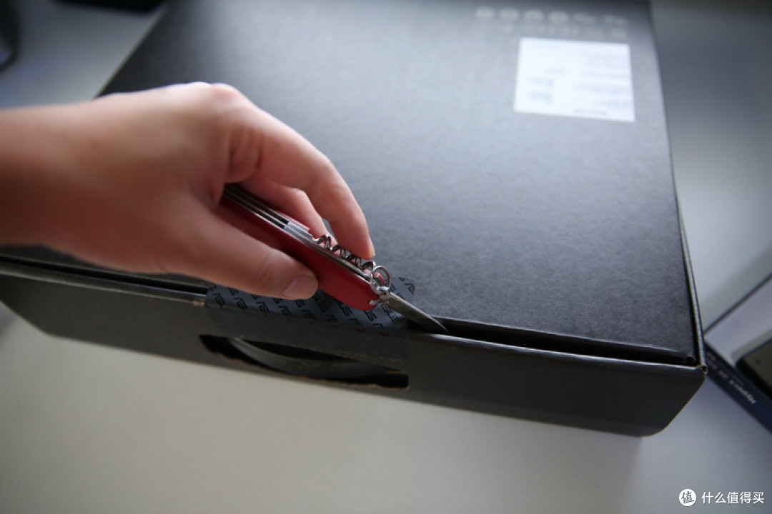 信仰的力量:ASUS 华硕 ROG GR8 迷你PC开箱