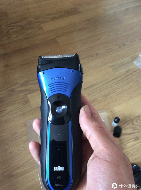 送给父亲的礼物:braun 博朗 series 3-340s 电动剃须刀