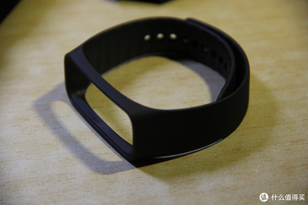 百元心率测定手环 37度 智能手环评测 附上bong2 小米手环 Apple watch对比