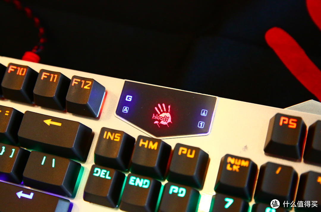 红外光开闭代替金属触点：双飞燕旗下血手幽灵推出LK光轴技术键盘
