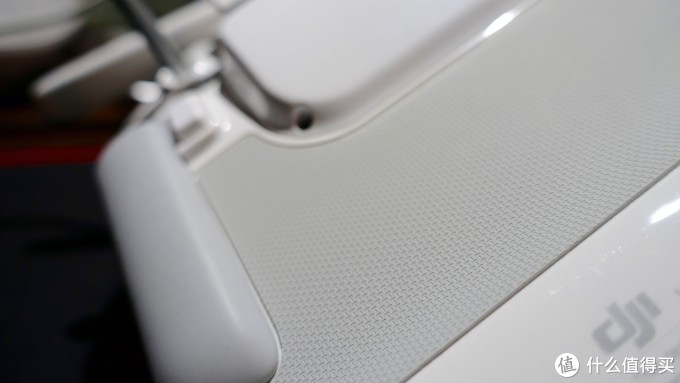 会飞的照相机:DJI Phantom3 Professional 大疆精灵3 专业版无人机