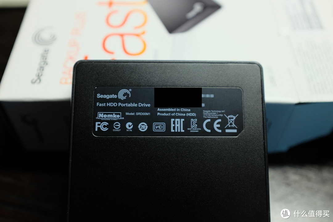 SEAGATE 希捷 Backup Plus Fast 4TB 移动硬盘小开箱&大拆解