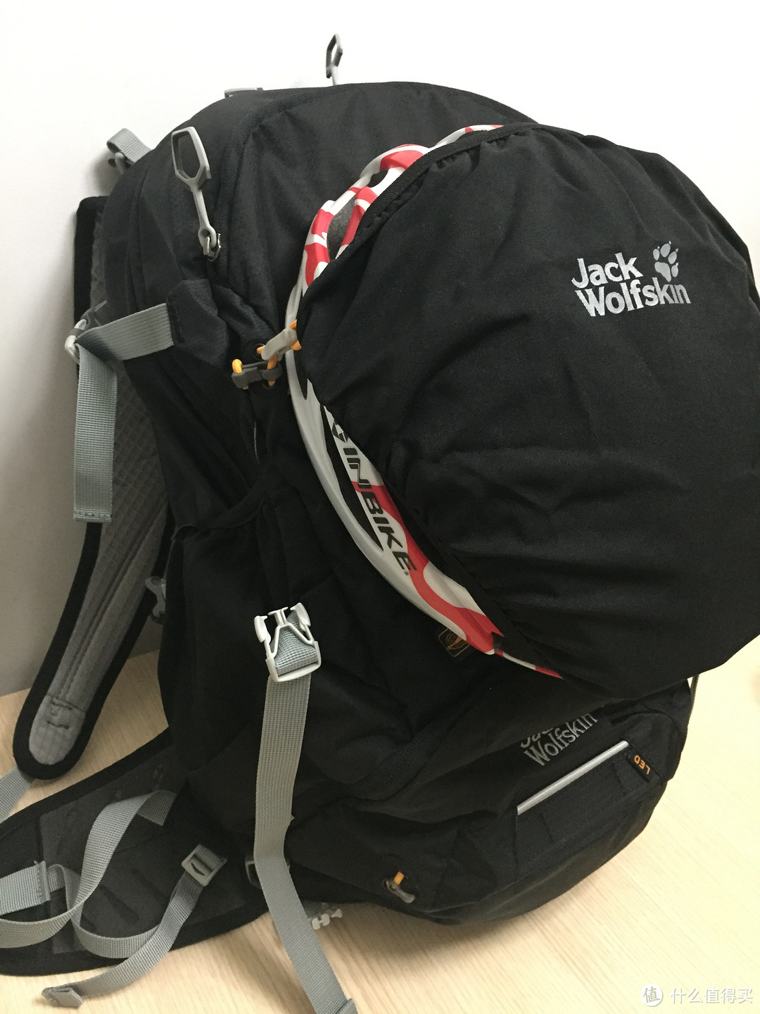 喜欢就好不是么?一见钟情的JACK WOLFSKIN 狼爪多功能骑行包