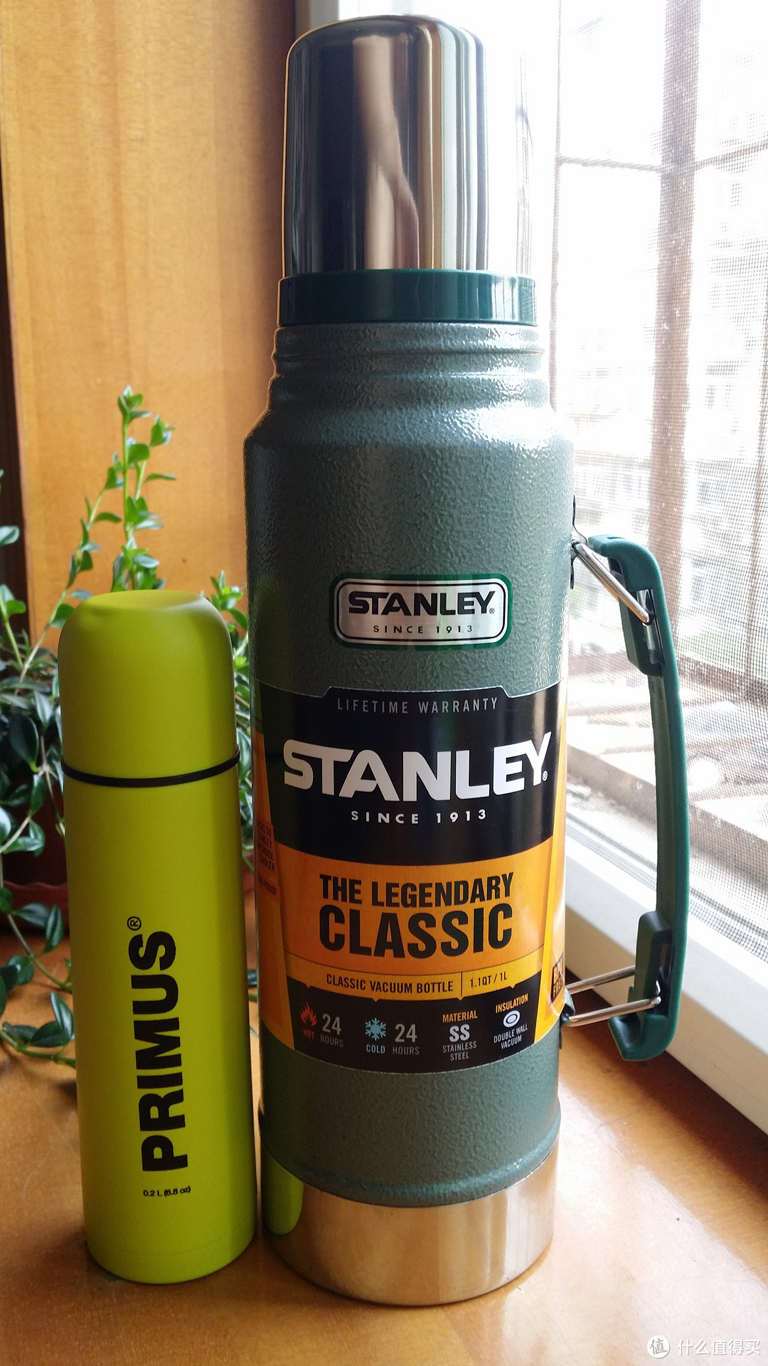 保温杯中的战斗机：Stanley Classic Vacuum 经典真空保温壶