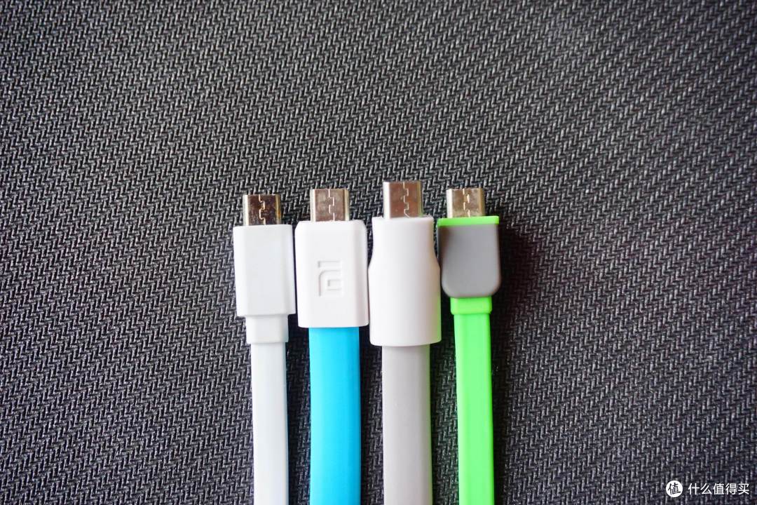 颜值第一,性能第二,dgpower迪奇宝漫威CT68美国队长盾牌移动电源评测报告