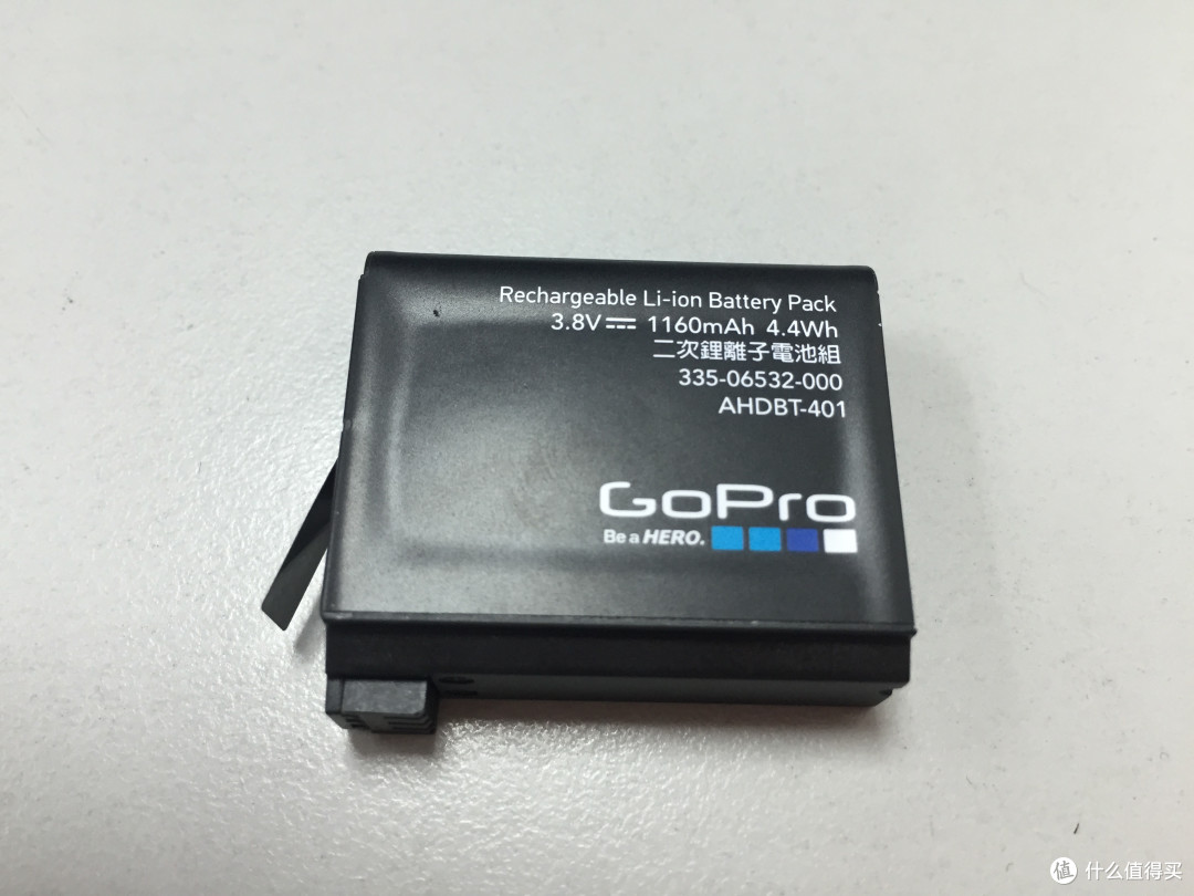 入手 GoPro Hero4 黑色旗舰版运动摄像机及一堆配件