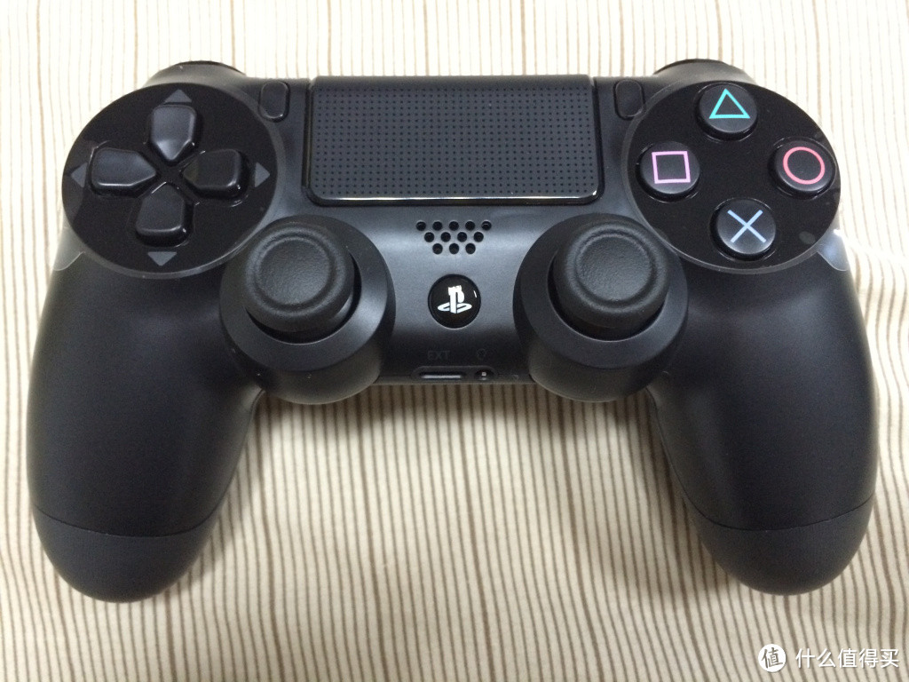 为情怀充值，港行PS4开箱