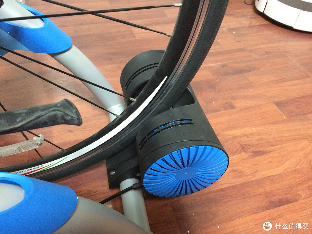 在家里骑车吧：Tacx booster T2500 线控磁阻骑行训练台