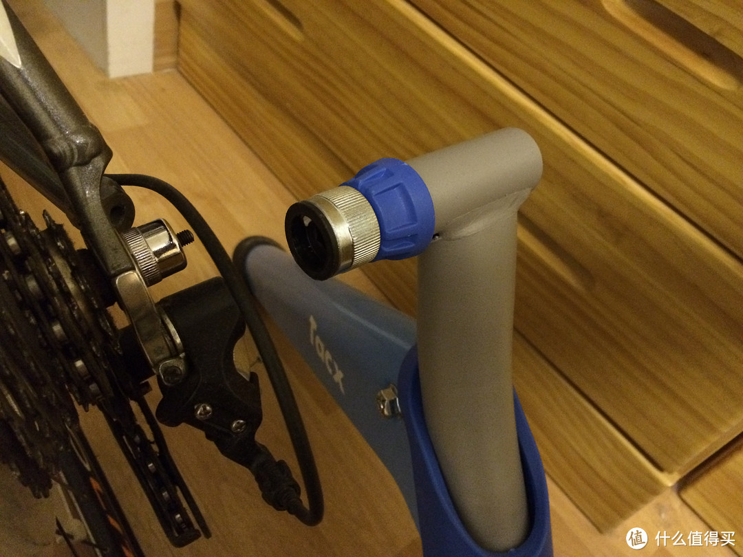 在家里骑车吧：Tacx booster T2500 线控磁阻骑行训练台