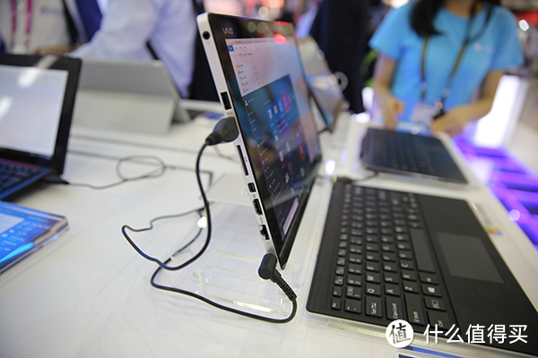 Surface 3提前登场：Microsoft 微软 台北电脑展主推Win10 大波队友助阵