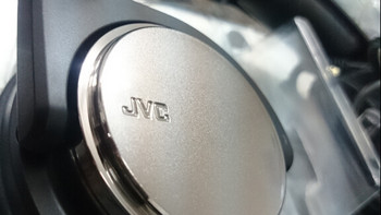 神价格的 JVC 杰伟世 HA-S500 头戴便携耳机