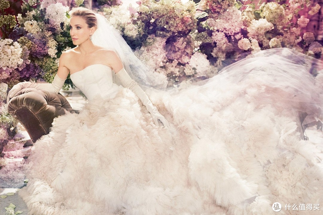 像Carrie那样结婚：《欲望都市》女主角Sarah Jessica Parker推出个人婚鞋系列