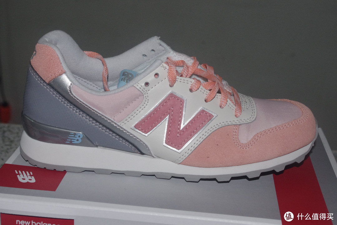 New Balance 洛丽塔 WR996EN 休闲跑鞋