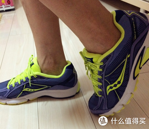 给妈妈买双夏天穿的运动鞋：Saucony 索康尼 Ignition 4 女士跑鞋