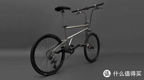 折叠后仅有车轮大小：Helix Folding Bike 折叠自行车