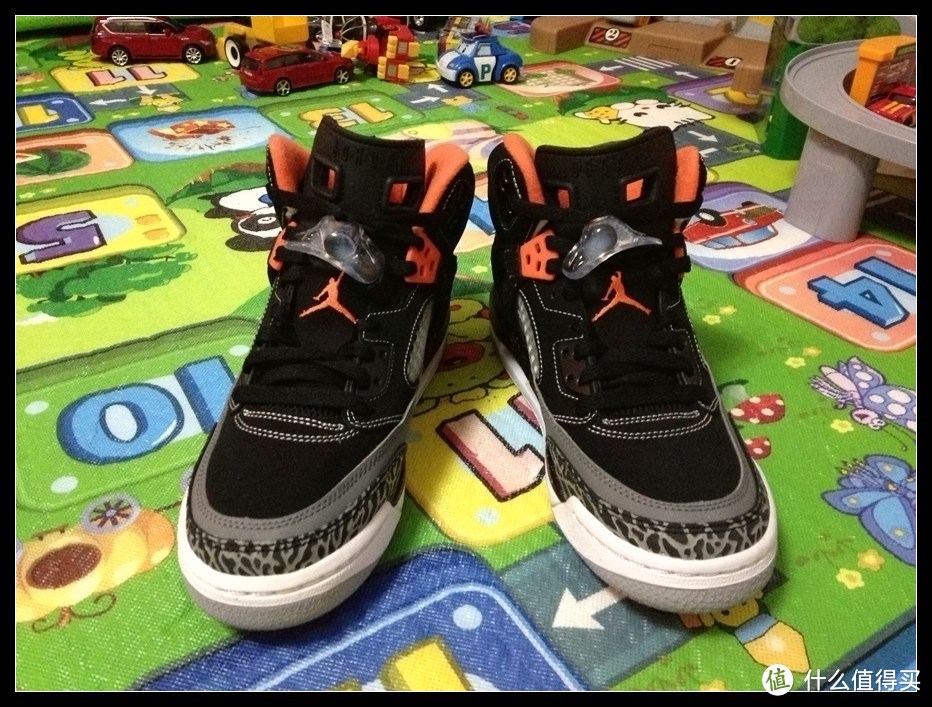 母子一起穿AJ：AIR JORDAN SPIZIKE 篮球鞋