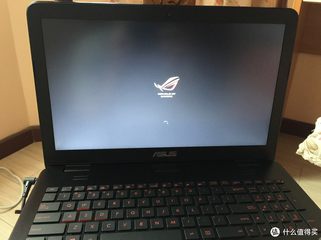 入手败家之眼 ASUS 华硕 ROG GL551JM-DH71 游戏本