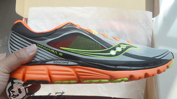 因为便宜和大牌才入手的 Saucony 索康尼 Kinvara 5 男款跑鞋