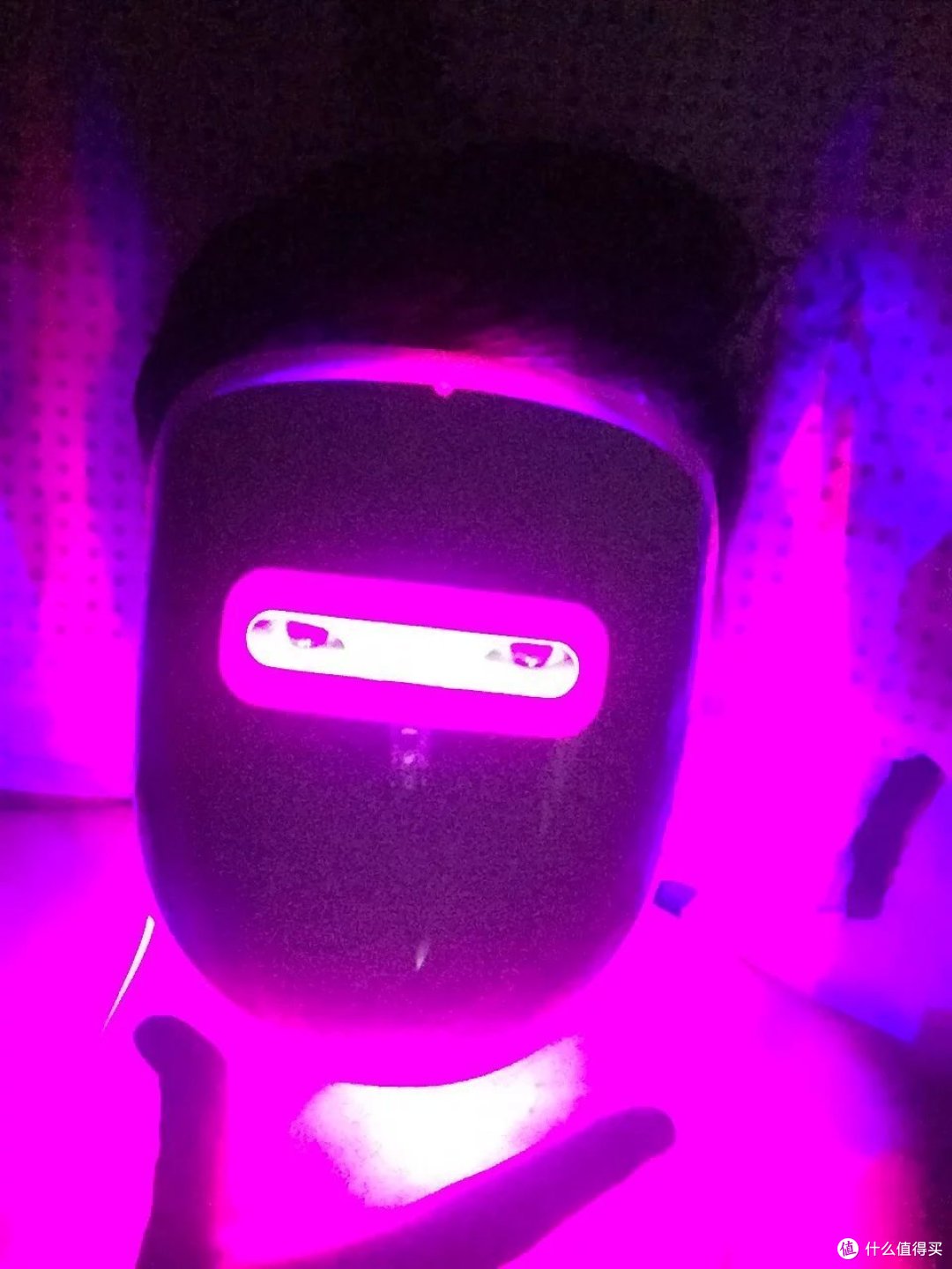在家也可以轻松做美容:illuMask 面膜仪