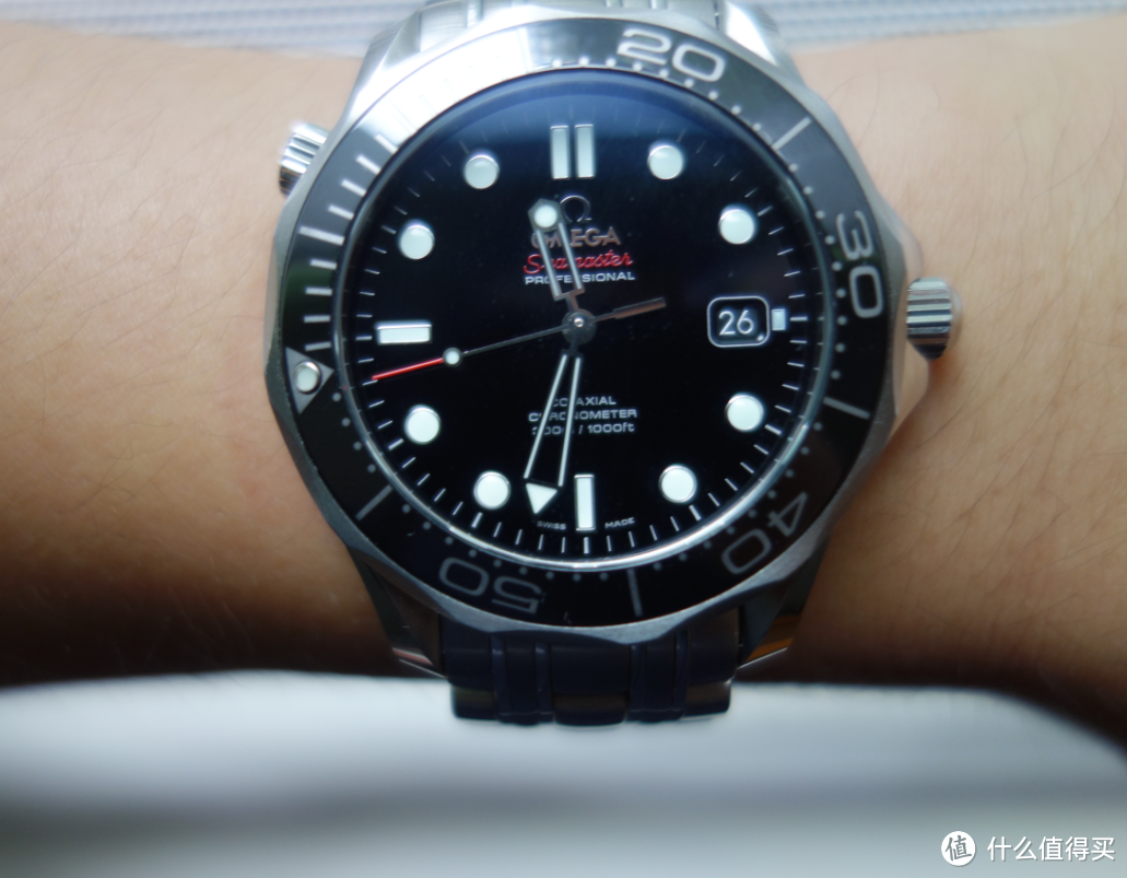 自己的第一块表：OMEGA 欧米茄 Seamaster 海马 M300 212.30.41.20.01.003 机械腕表