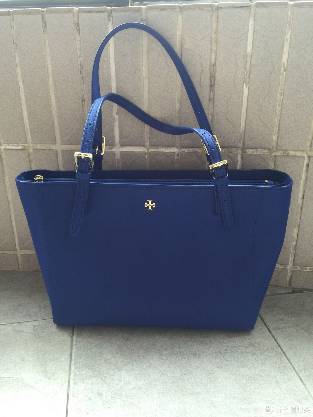 努力工作买包包！入手 Tory Burch York Saffiano Leather 手提包