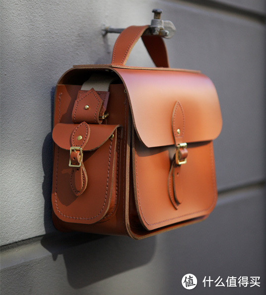 “剑桥”史上最正男款：Cambridge Satchel 2015 春夏新款男包