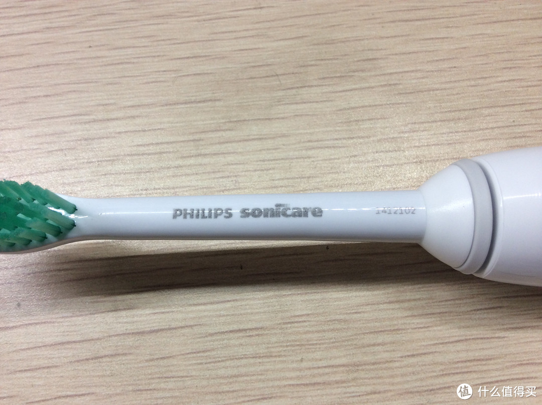 入门声波牙刷：PHILIPS 飞利浦 HX6511 充电式声波震动牙刷