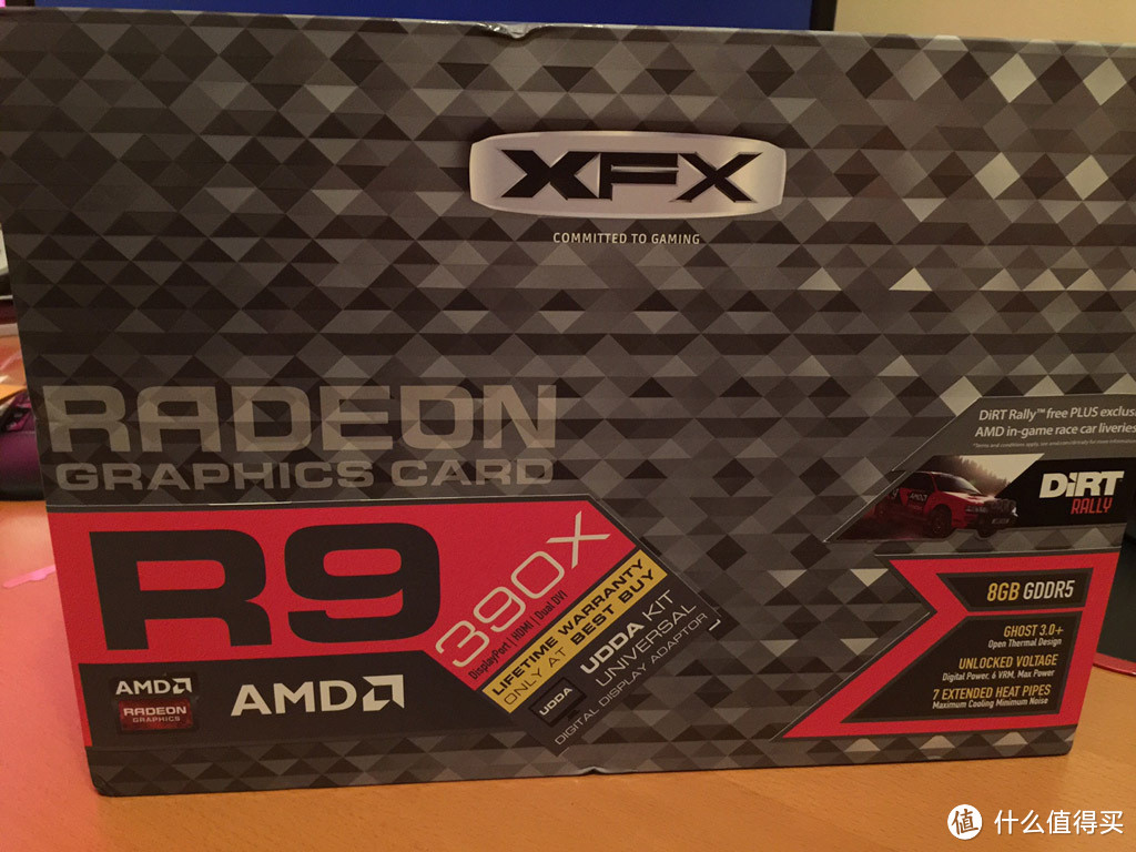 性能小提升：AMD Radeon R9 390X上手图与跑分曝光