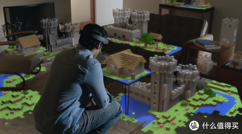 AR眼镜+马赛克游戏：Microsoft 微软演示Hololens版《Minecraft》游戏