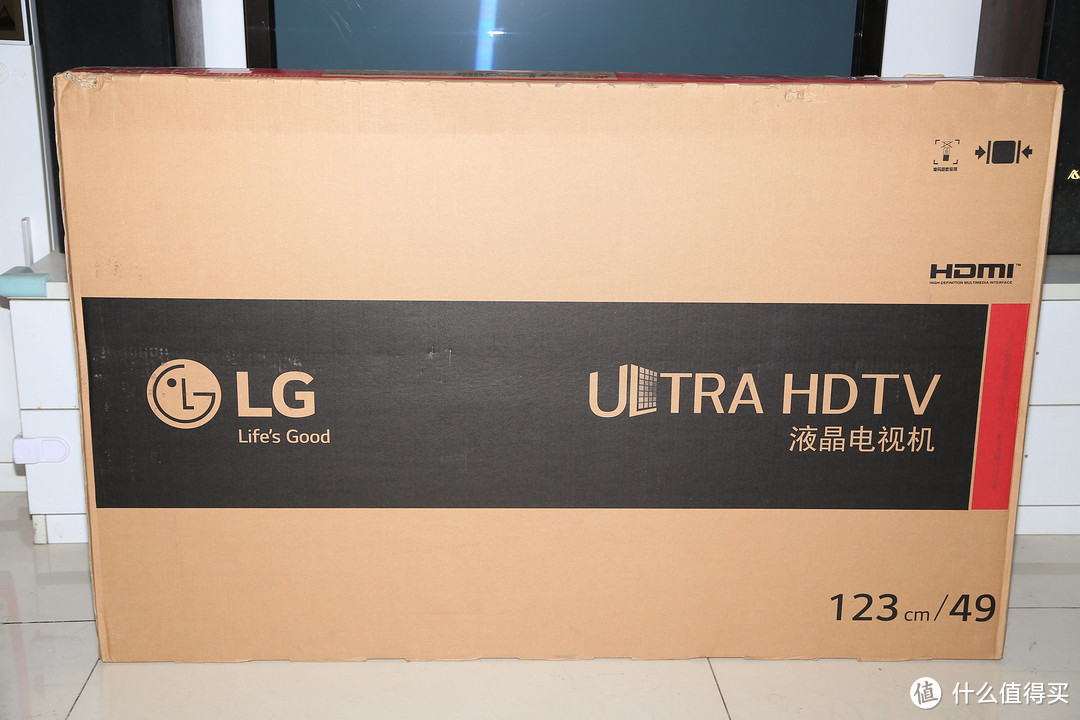 屏幕总体不错，附加功能一般：LG 49UF6600 49英寸4K超高清智能液晶电视评测