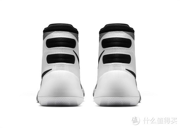 无缝一体成型鞋面 + 分离式Zoom Air气垫：NIKE 发布 Hyperdunk 2015 篮球鞋