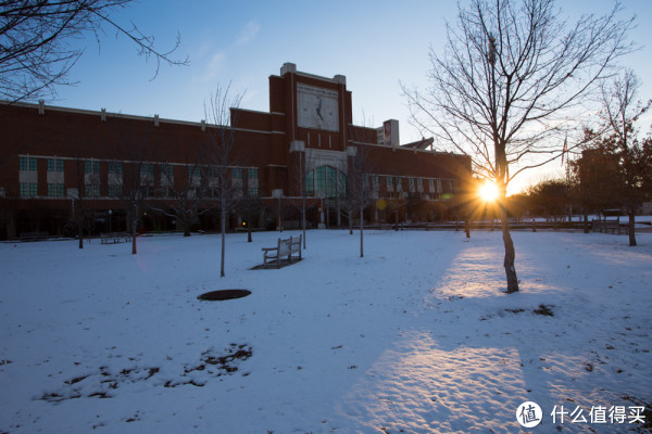 Canon 佳能 EOS 6D，兼评红圈狗头17-40L