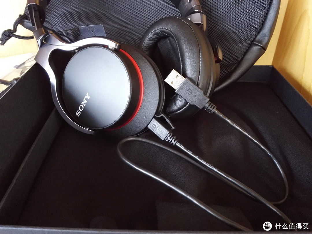 享受音乐无羁绊：Sony 索尼 MDR-1ABT 蓝牙耳机 开箱体验