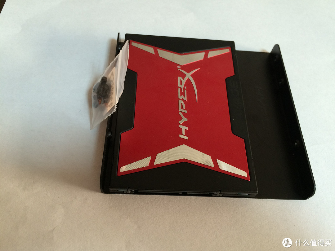 这个狂暴的小红人带了俩500来炫技——金士顿 HyperX Savage SSD测评