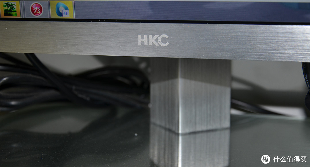 32寸2K大屏幕显示器的诱惑：HKC Q320 开箱使用感受