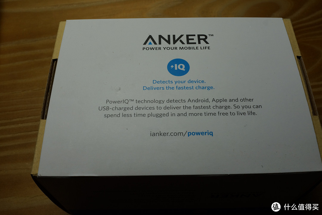 Anker A2123 60W 6口USB桌面充电器 小而强大