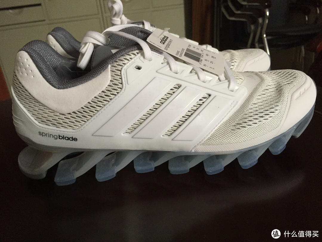 衣带渐宽终不悔，终入高bigger跑鞋：adidas 阿迪达斯 Springblade Drive 跑鞋