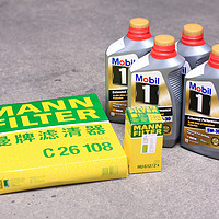 MANN 曼牌 C26108 空气滤清器、HU612/2x 机油滤清器和 Mobil 美孚 EP 5W-30机油