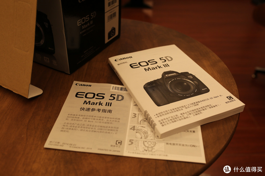 “理性”消费，光荣入坑：Canon 佳能 EOS 5D Mark III 单反相机及配件开箱