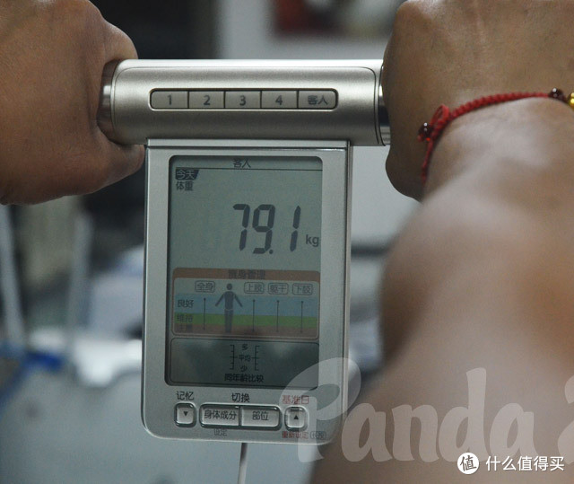 健身大业的忠诚伴侣！Omron 欧姆龙身体脂肪测量仪 HBF-701