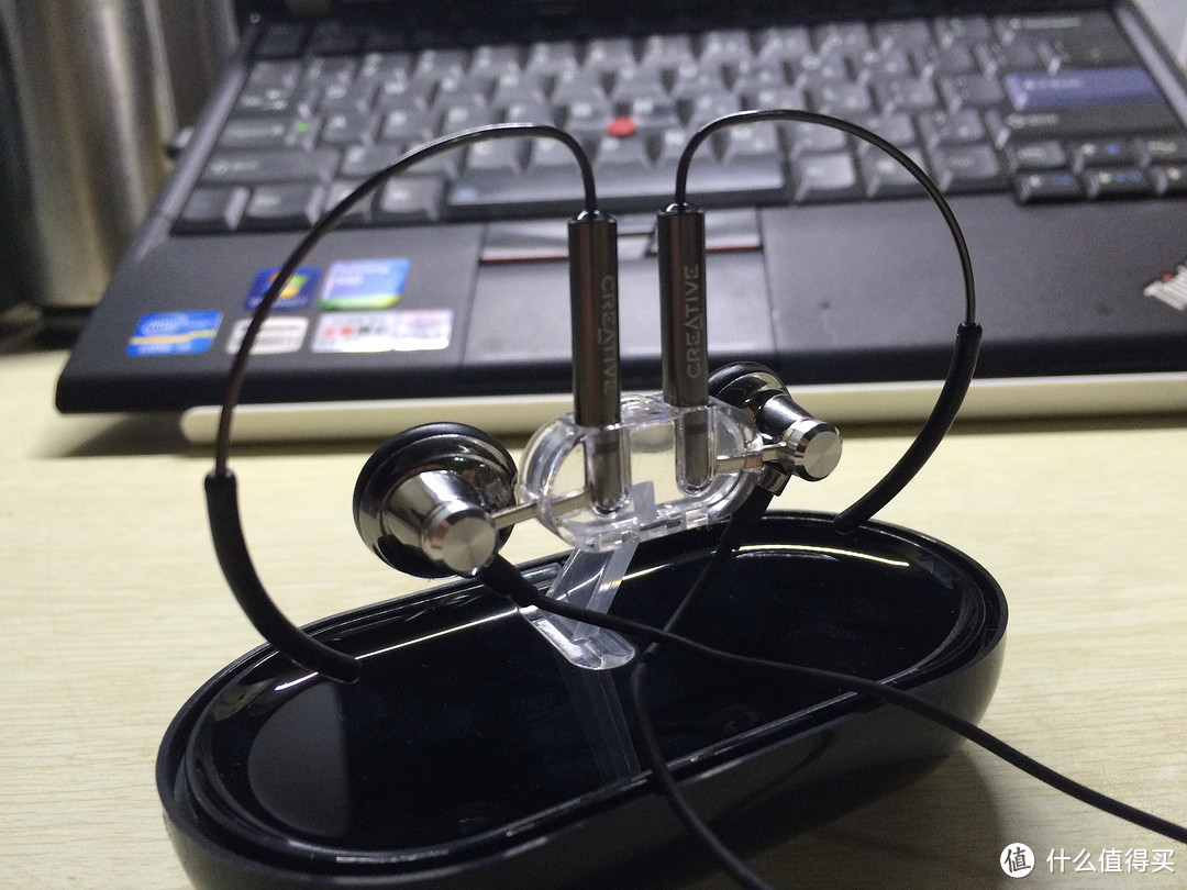 艺术与声音的碰撞creative创新aurvanaair耳机