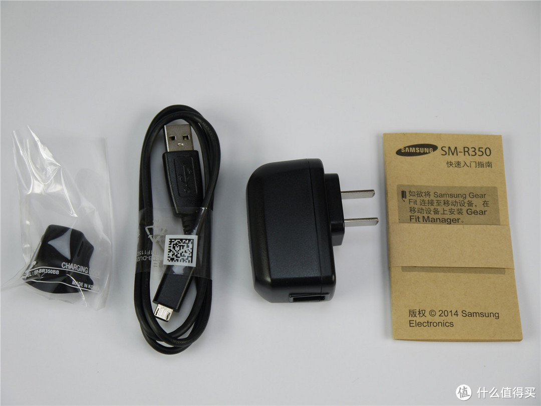 SAMSUNG 三星 Gear Fit R350 智能佩戴设备