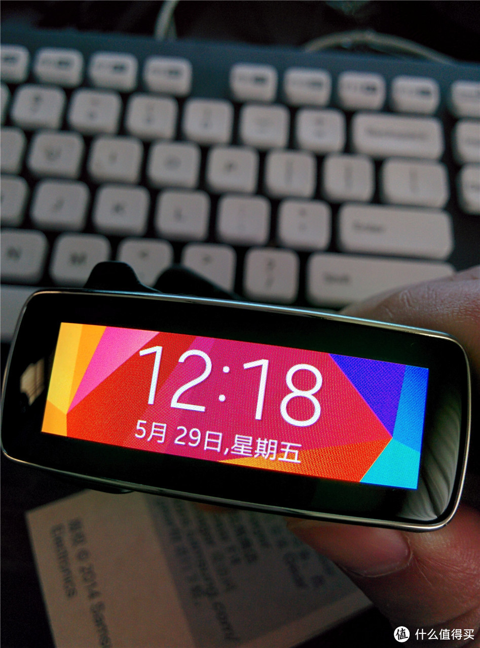 SAMSUNG 三星 Gear Fit R350 智能佩戴设备