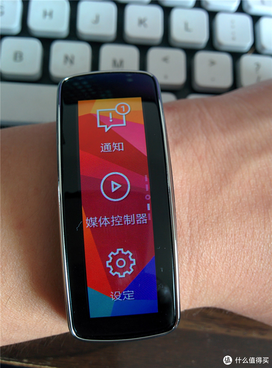 SAMSUNG 三星 Gear Fit R350 智能佩戴设备