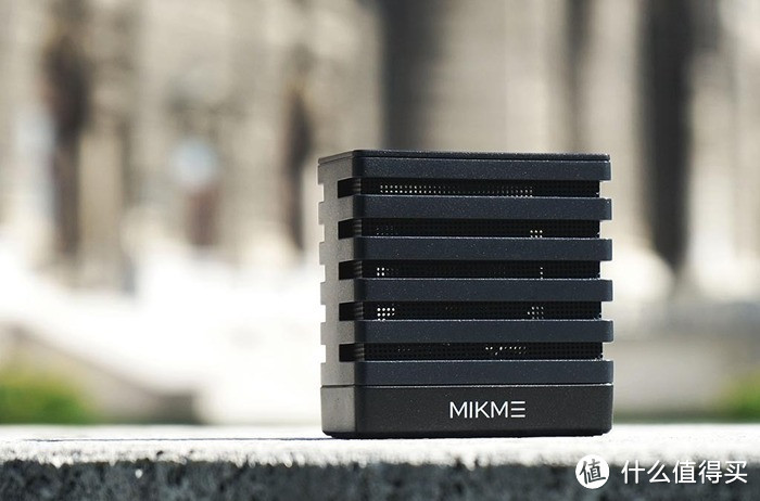 8GB存储空间 + 7小时续航：可捕捉高质量音频的Mikme便携无线麦克风